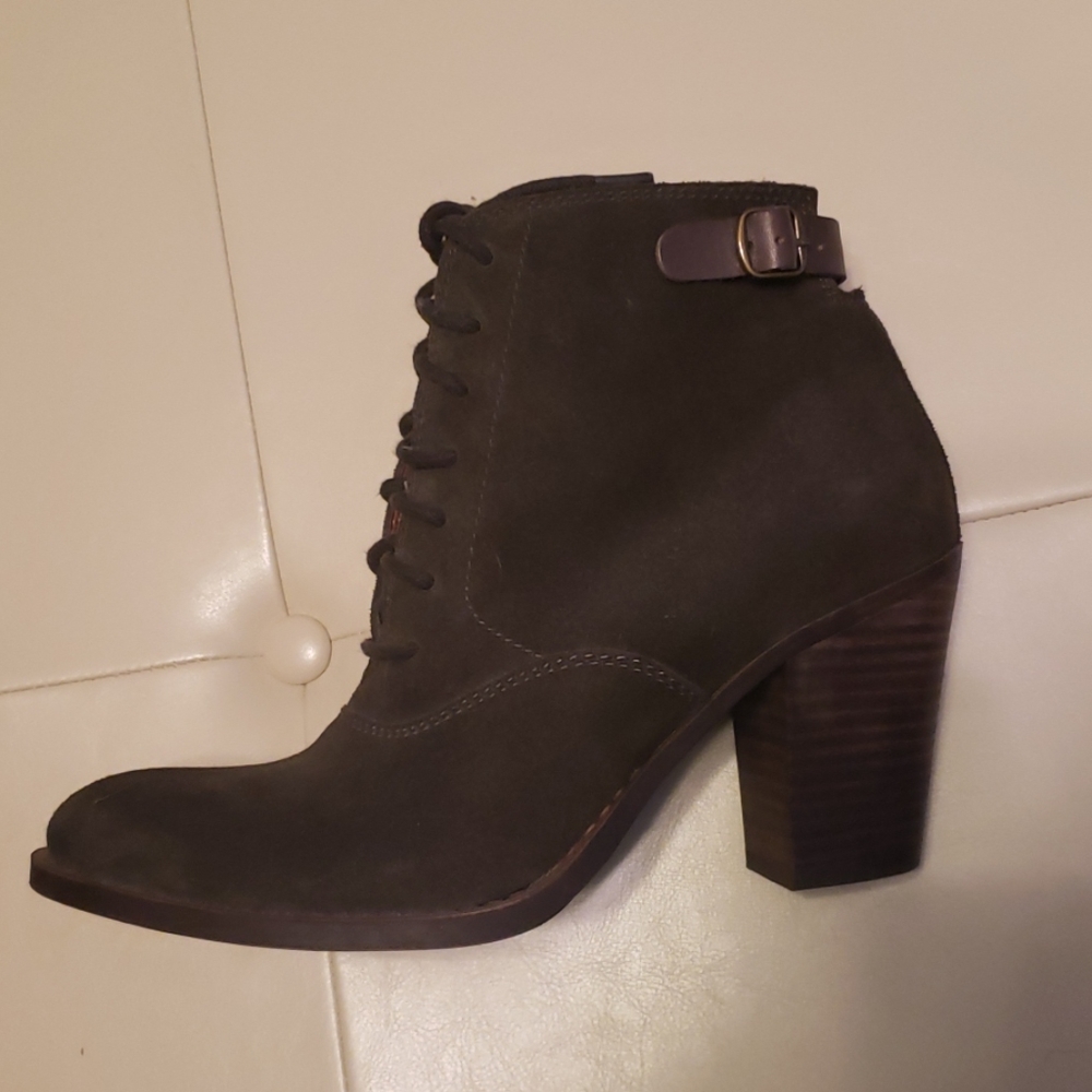Lucky Brand ankle booties